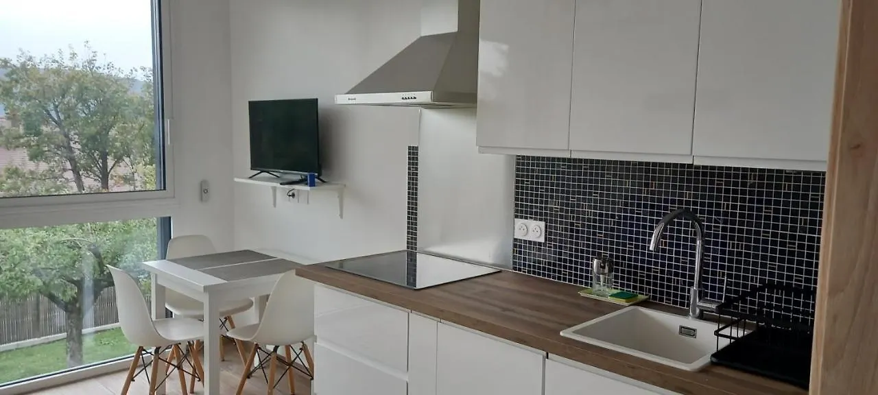 Appartement L'Atelier des Rêves à Veyrier-du-Lac 0*,