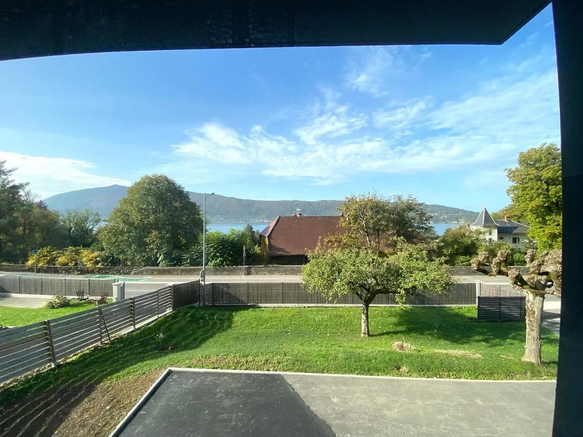 Appartement L'Atelier des Rêves à Veyrier-du-Lac 0*,  France